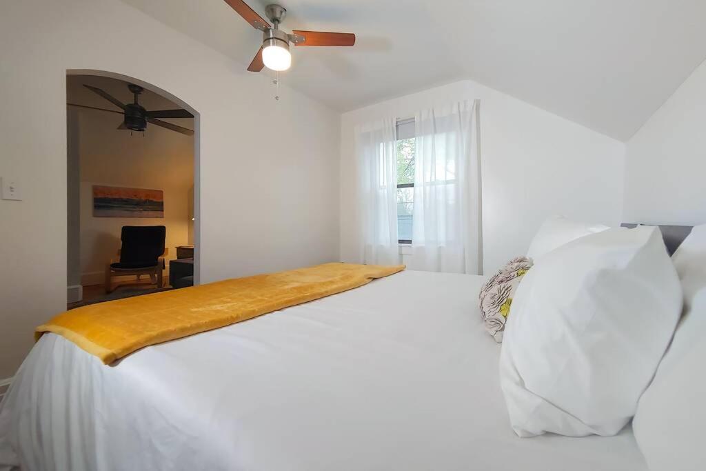 Historic W/Deck, King Bed & Air By Lake Michigan 马尼斯蒂 外观 照片